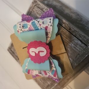 NWT Birthday Cake Age 3 Faux Leather Letter Bow w clip + a sprinkle of sparkle!